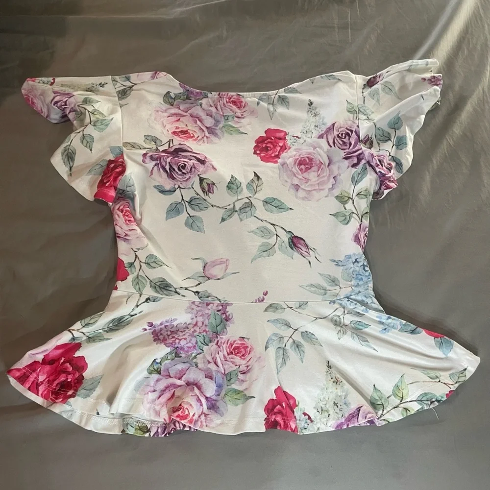 Perfect Springtime Blouse - Picture 3 of 3